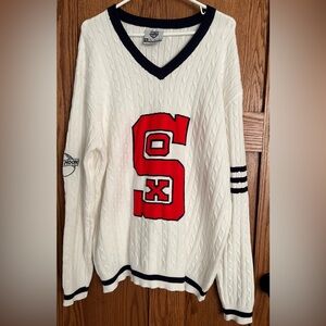 White Cable Knit Varsity Sweater with White Sox Logo Sz X Large Blue moon